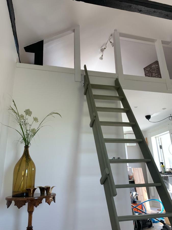 וארברג Station Bed And Kitchen Guesthouse מראה חיצוני תמונה